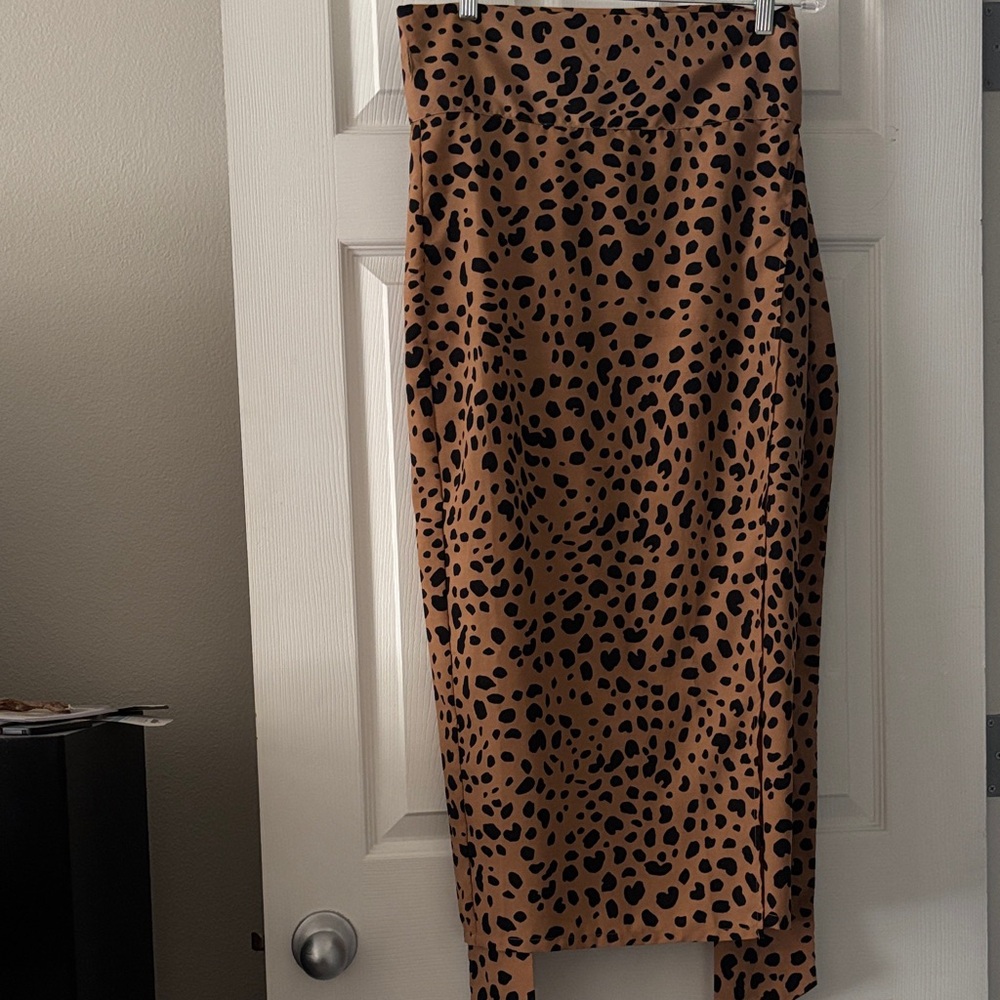 Lulu's Brown Leopard Print Maxi Wrap Skirt